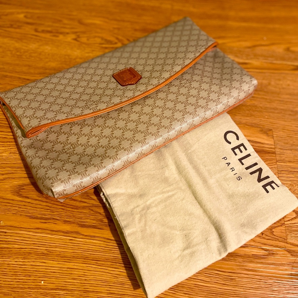 EXCELLENT Authentic Vintage Celine Clutch Bag🥰🥰